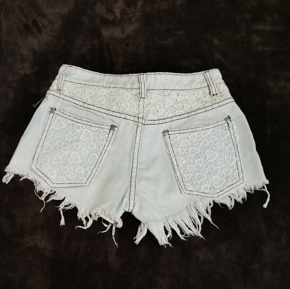 Reverse  jeans shorts size S, bnwt - Picture 2 of 6
